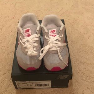New Balance Toddler Girls Shoes NWT